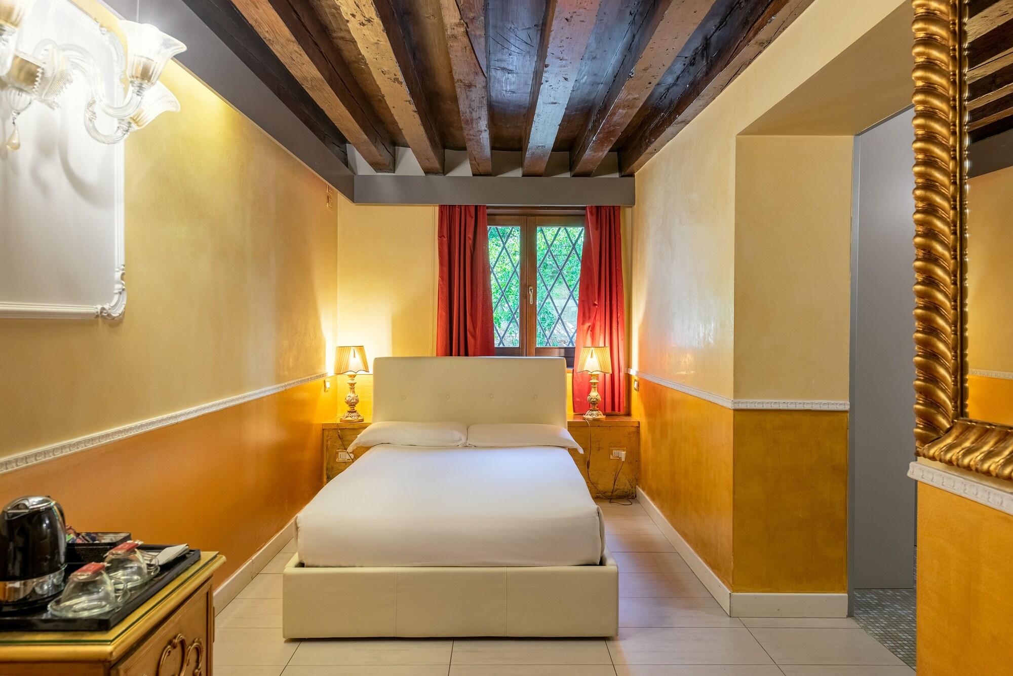Sogno Di Giulietta E Romeo Hotel Venice Luaran gambar