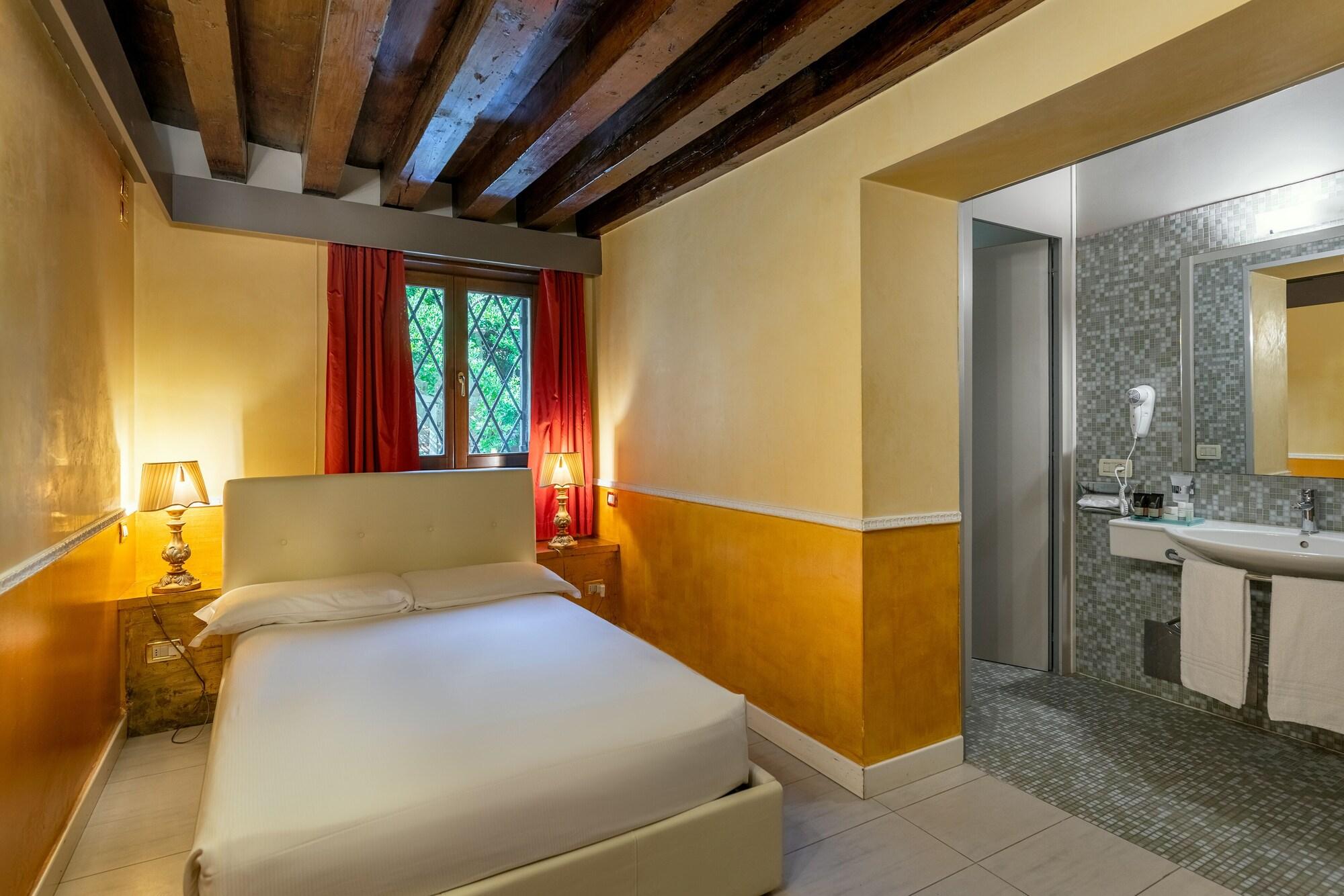 Sogno Di Giulietta E Romeo Hotel Venice Luaran gambar