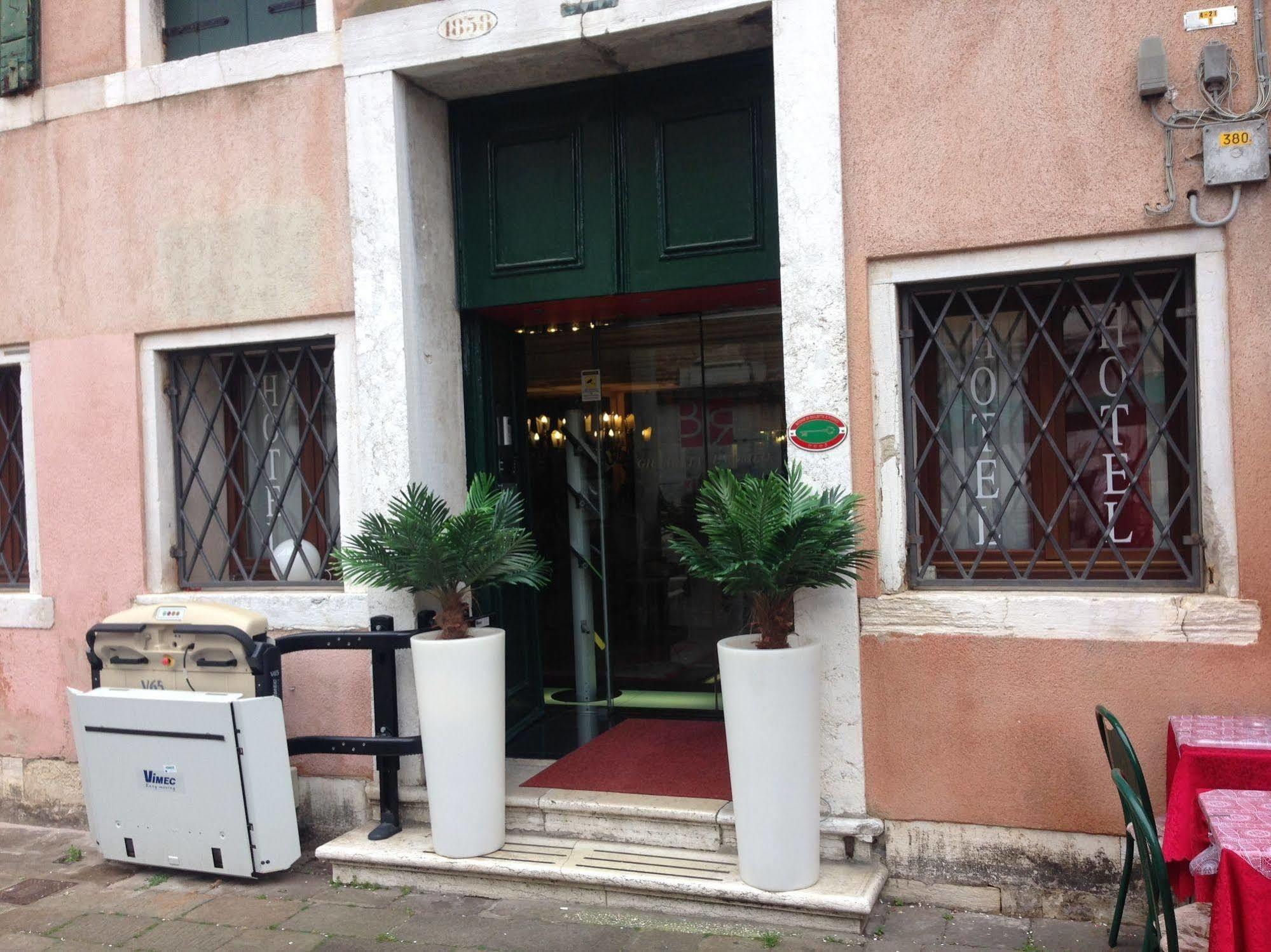 Sogno Di Giulietta E Romeo Hotel Venice Luaran gambar